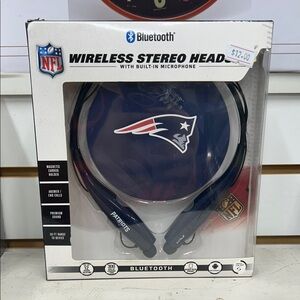 NFL Bluetooth Headset with Patriots Logo